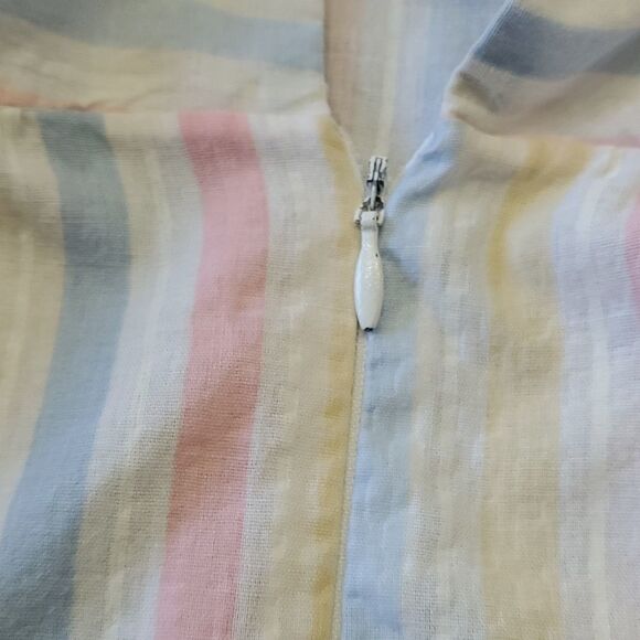 Vandenberg vintage long zipper light weight Robe. Size Medium, striped. Pockets - Picture 12 of 12